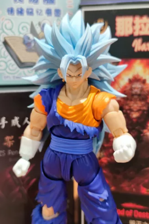 Kong Studio 021 Vegito Blue Battle Damage: imagen 1