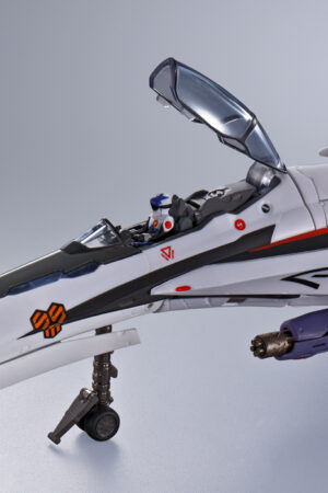 Macross Frontier DX Chogokin VF-25F Super Messiah Valkyrie (Alto Saotome Machine) Revival Ver.: imagen 13