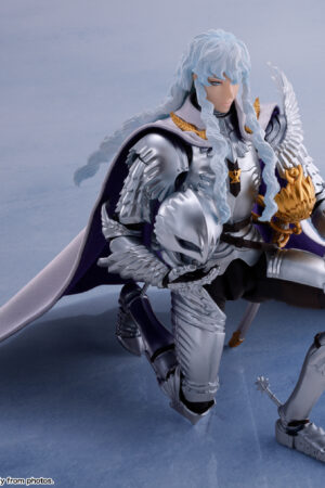 Berserk S.H.Figuarts Griffith (Hawk of Light): imagen 1