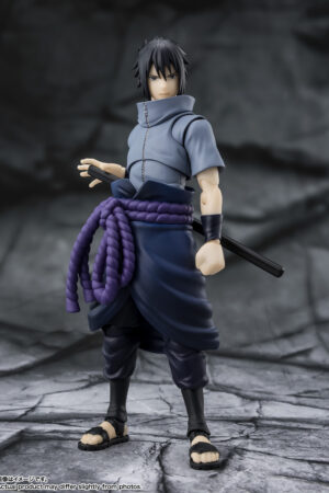 Naruto: Shippuden S.H.Figuarts Sasuke Uchiha (Solitary Shinobi)
